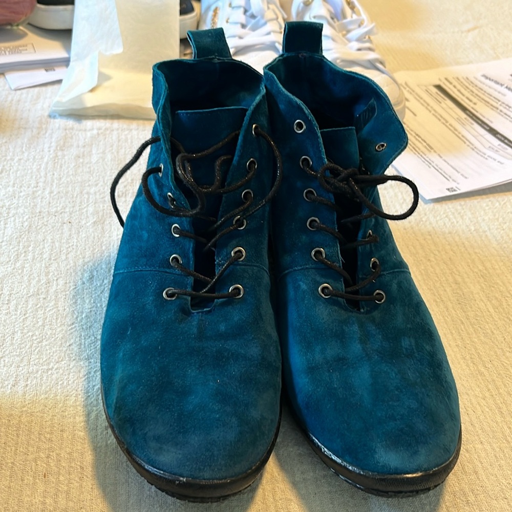 SoleTerra Booties